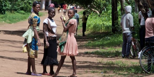 « initiation sexuelle » pour fillettes